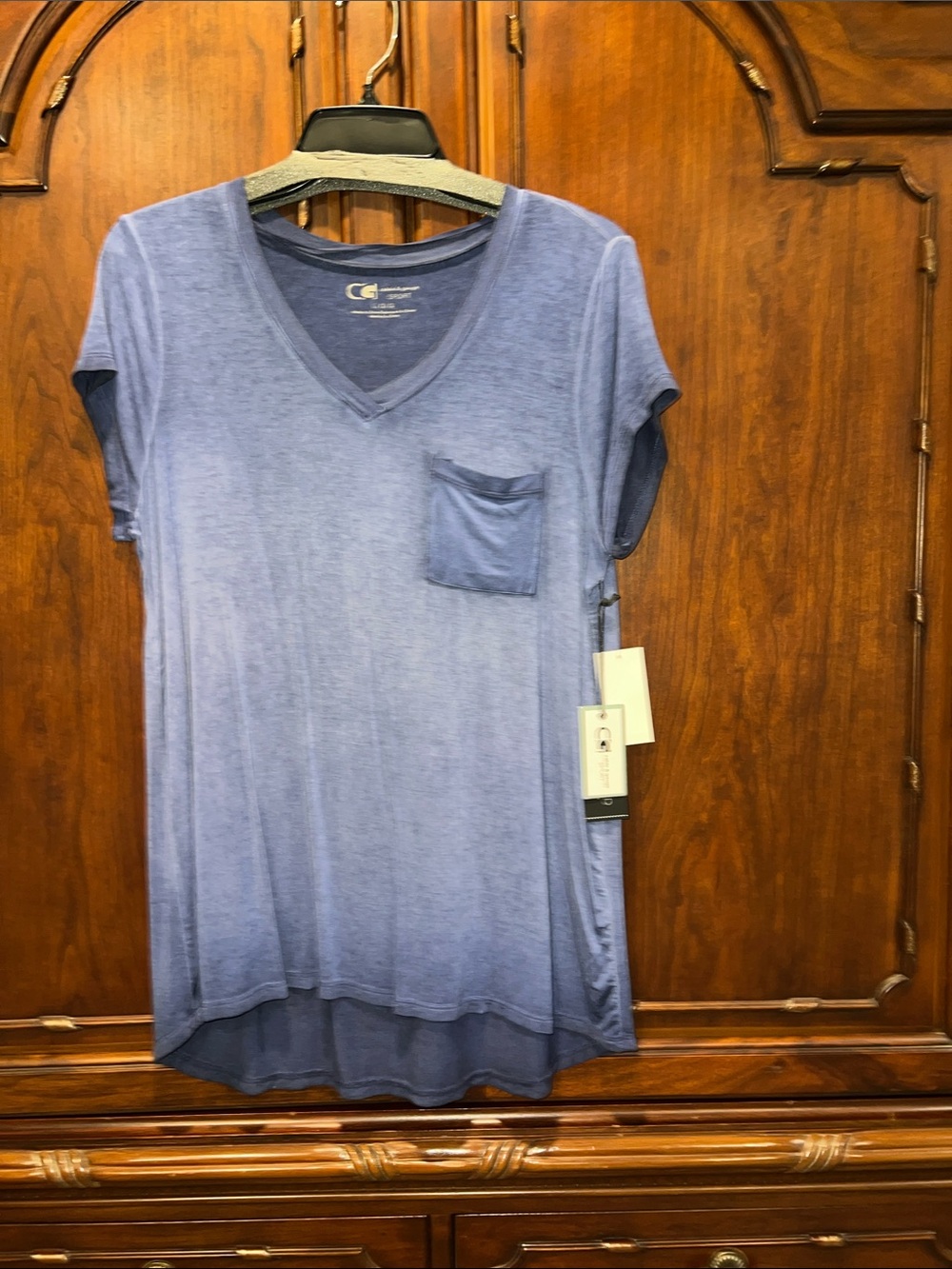Cable & Gauge Blue V‑Neck Pocket Tee